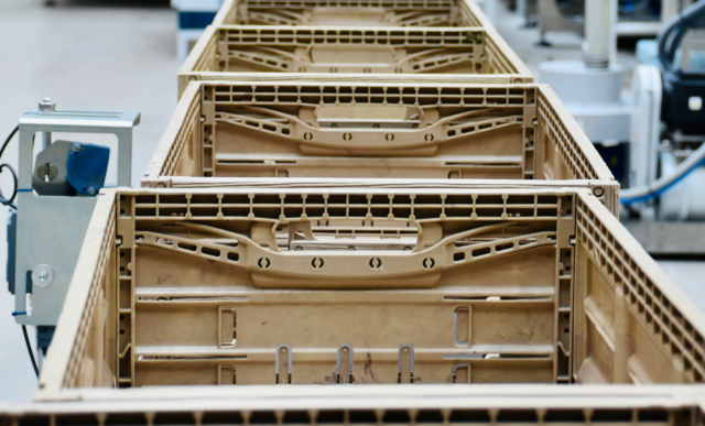 A line of boxes in a supply chain scenario | Accenture