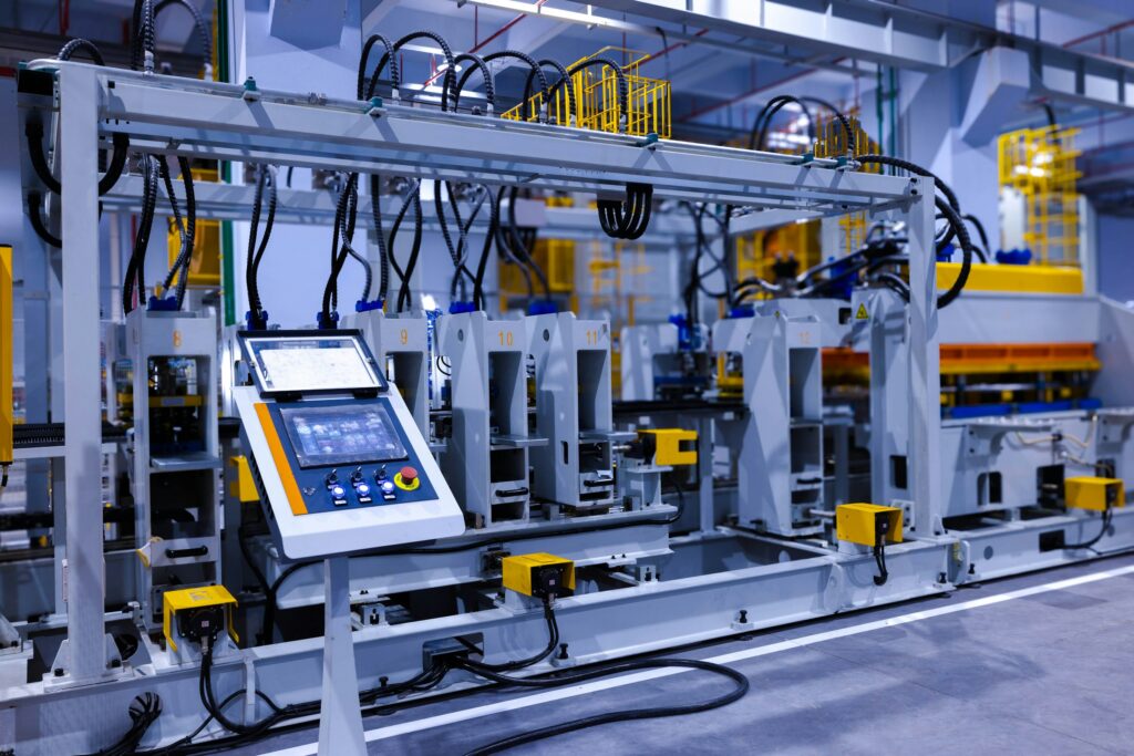 image of manufacturing machinery | collaborative manufacturing